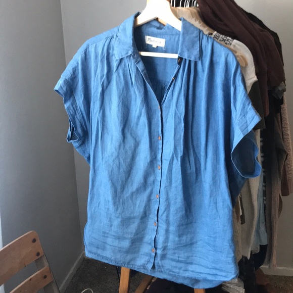Madewell Tops - Madewell Denim Chambray Button Up